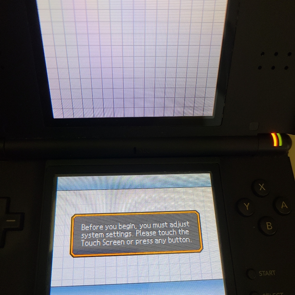 NINTENDO 3DS LITE - Picture 7 of 12